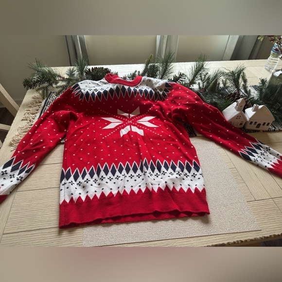 BUNDLE SET Women and Mens Charter Club snowflake sweater - Picture 8 of 10